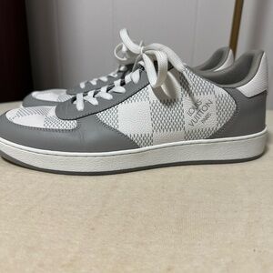Mens Louis Vuitton Rivoli Damier Sneaker